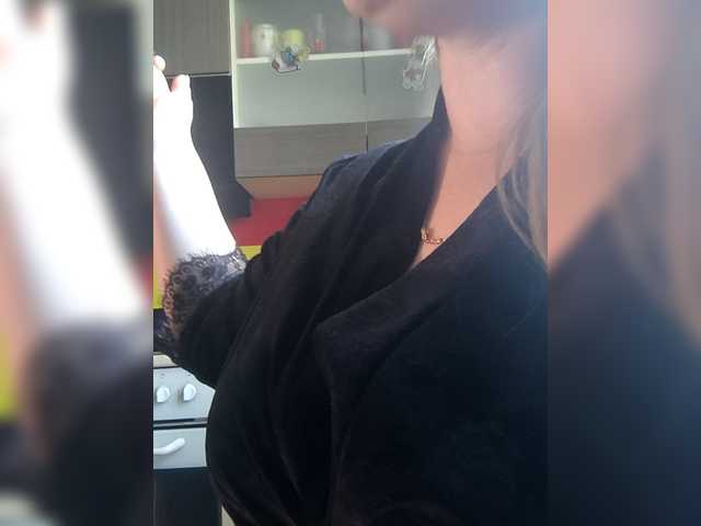 Valentinka-01's BongaCams show and profile