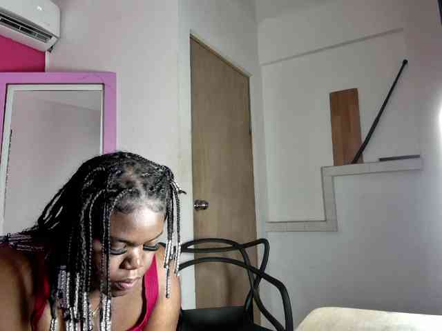 likeblacknuts webcam