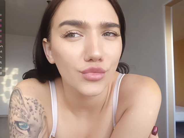 NeldaLecompte's BongaCams show and profile