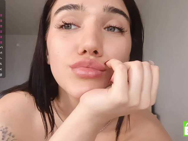 NeldaLecompte's BongaCams show and profile