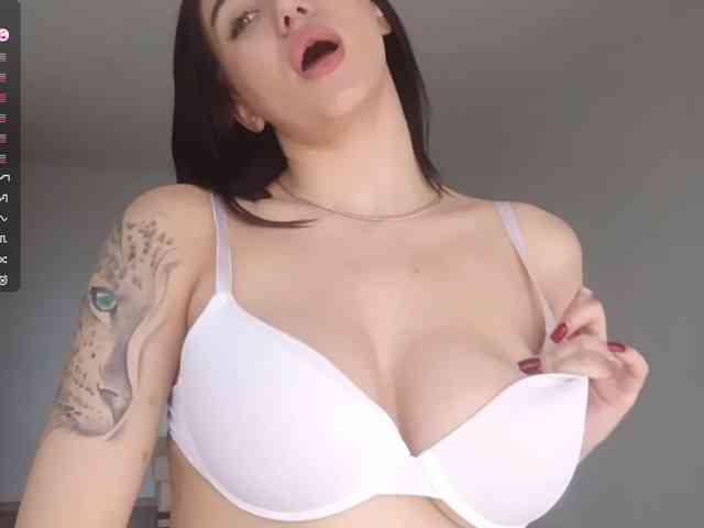 NeldaLecompte webcam