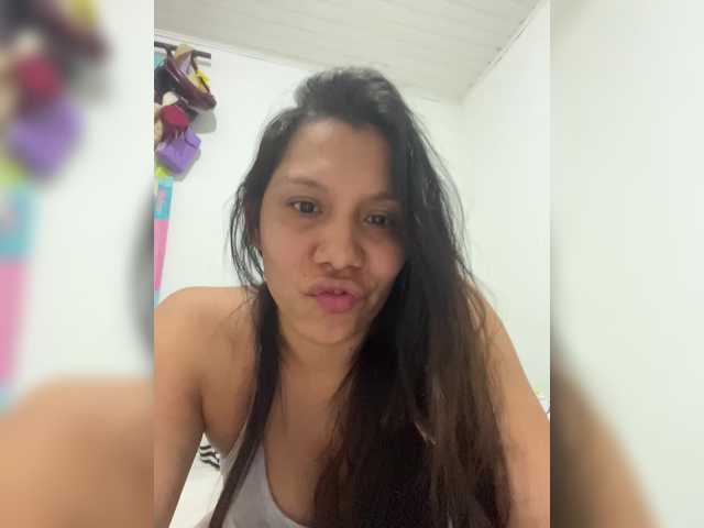 paula1045's BongaCams show and profile