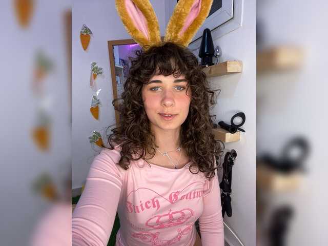 Alisa-kissa's BongaCams show and profile