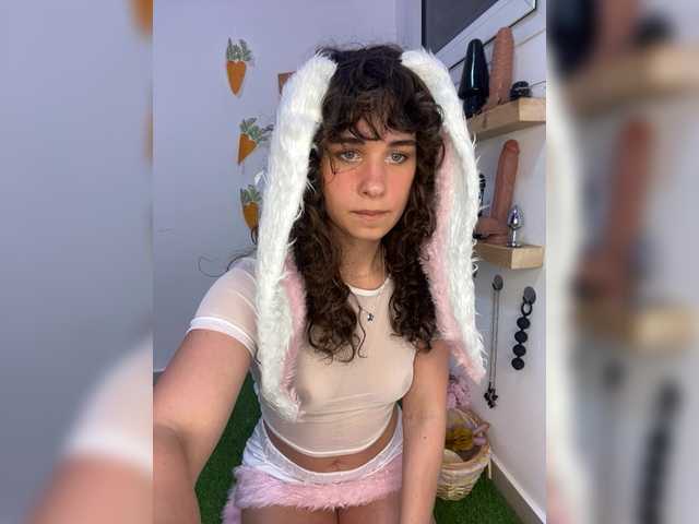 Alisa-kissa's BongaCams show and profile