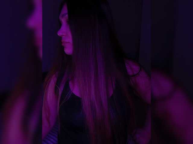 DevitivostayLisa webcam