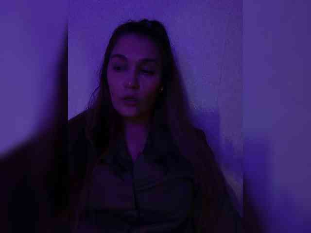 DevitivostayLisa webcam