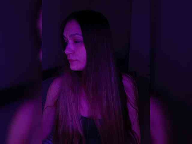 DevitivostayLisa webcam