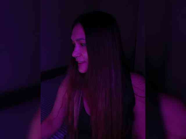 DevitivostayLisa webcam