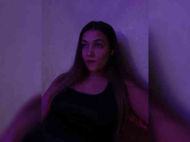 DevitivostayLisa webcam