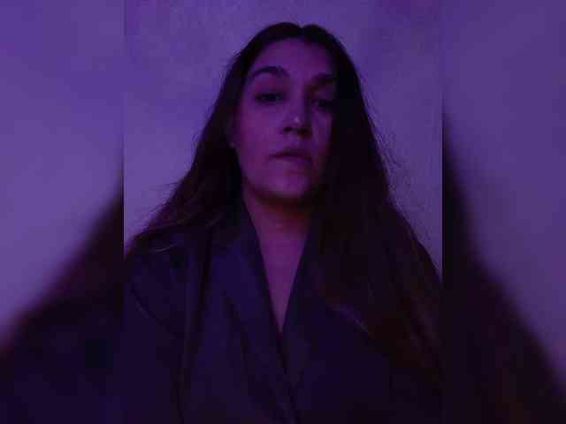 DevitivostayLisa webcam