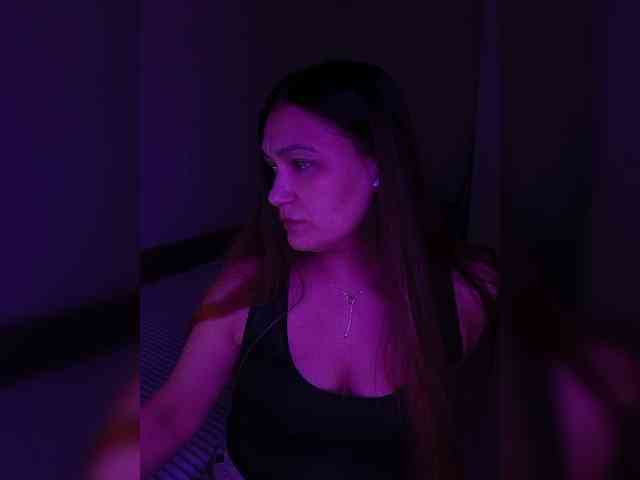 DevitivostayLisa webcam