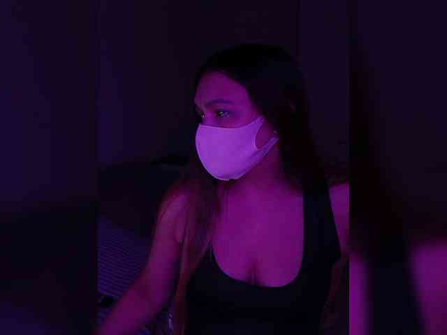 DevitivostayLisa webcam