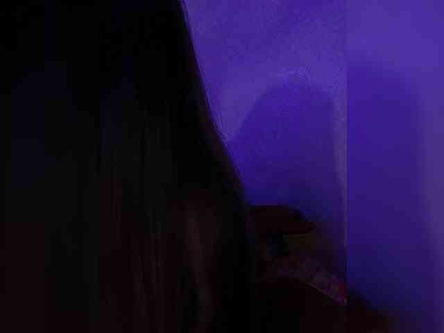 DevitivostayLisa webcam