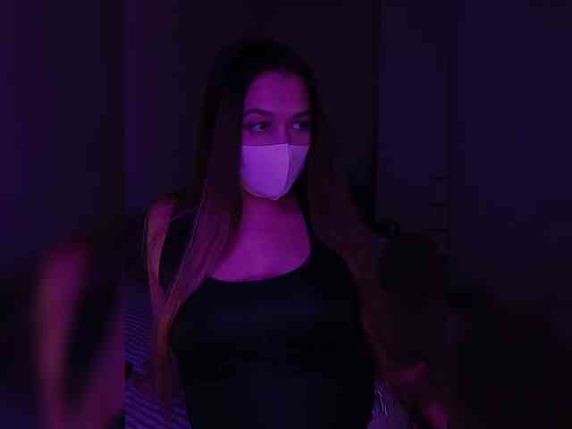 DevitivostayLisa webcam