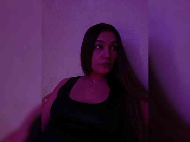 DevitivostayLisa webcam