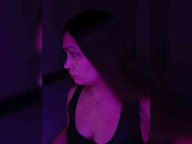 DevitivostayLisa webcam