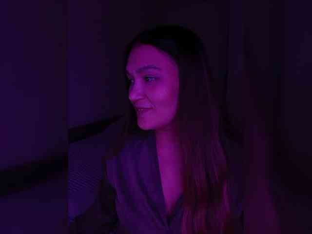 DevitivostayLisa webcam