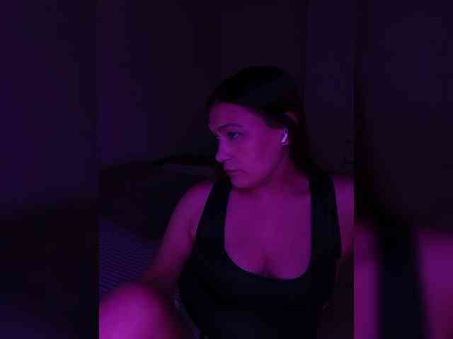 DevitivostayLisa webcam