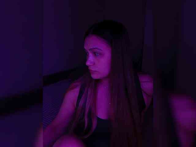 DevitivostayLisa webcam