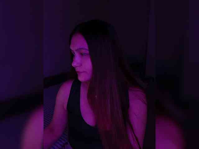 DevitivostayLisa webcam