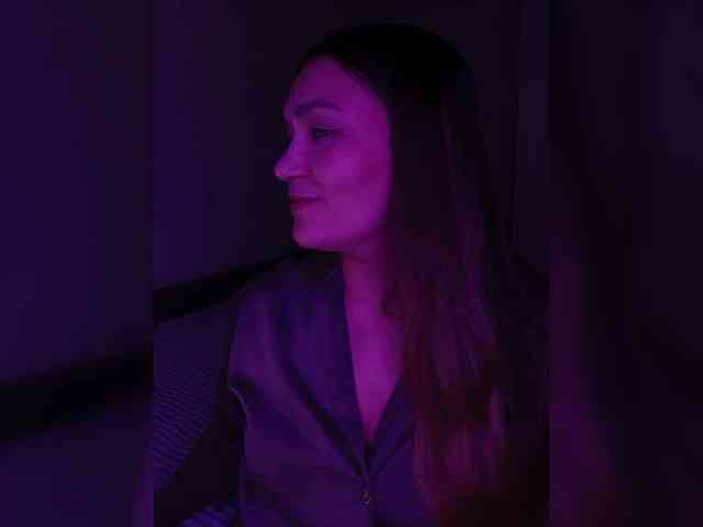 DevitivostayLisa webcam