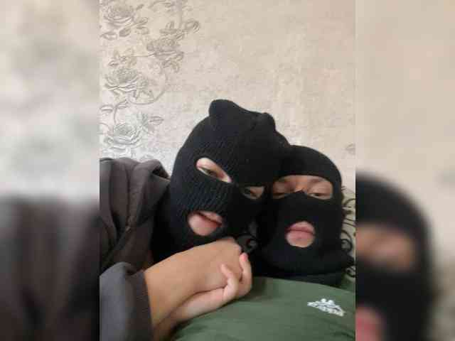 Mamaneeprostit1111 webcam