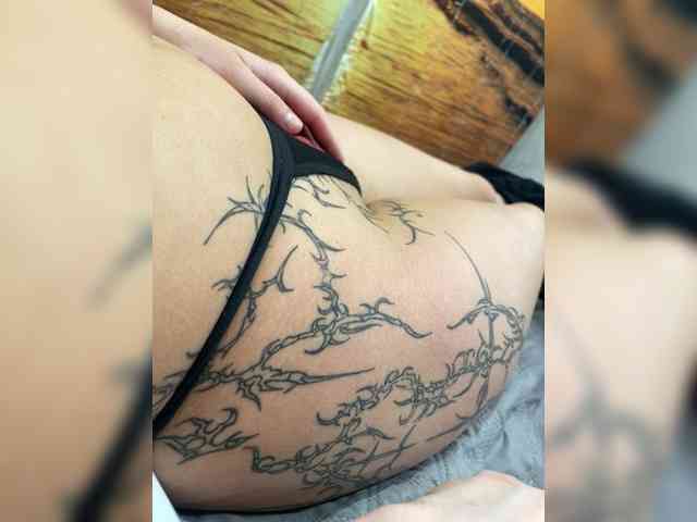 Mamaneeprostit1111 webcam