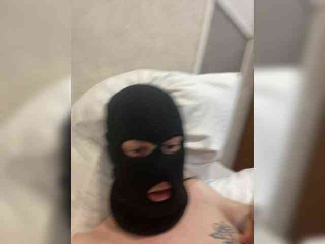 Mamaneeprostit1111 webcam