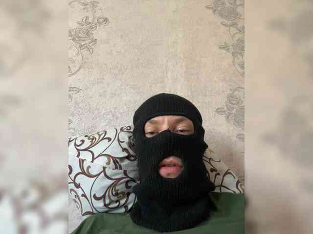 Mamaneeprostit1111 webcam