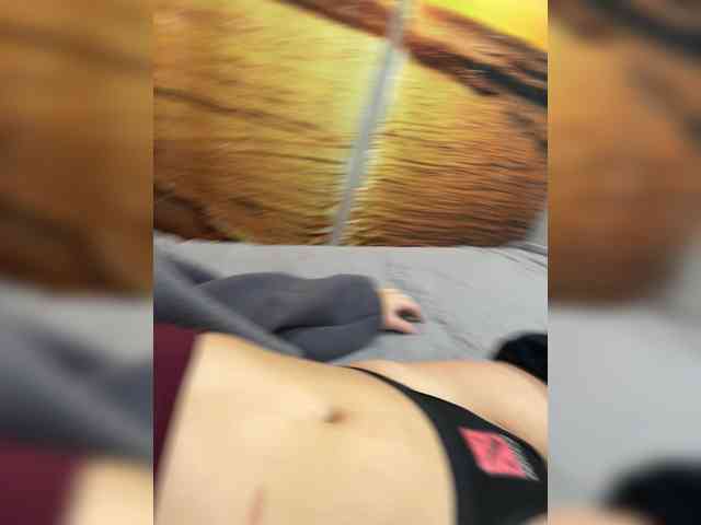 Mamaneeprostit1111 webcam