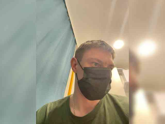 Mamaneeprostit1111 webcam