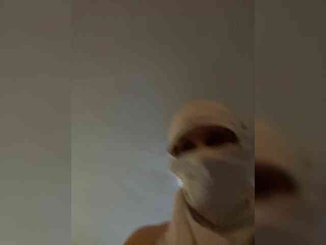 Mamaneeprostit1111 webcam