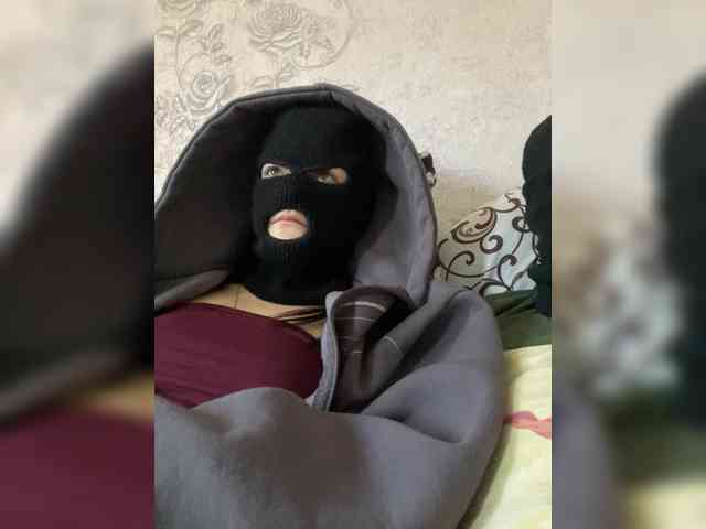 Mamaneeprostit1111 webcam