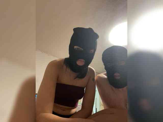 Mamaneeprostit1111 webcam