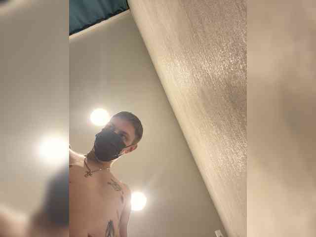 Mamaneeprostit1111 webcam