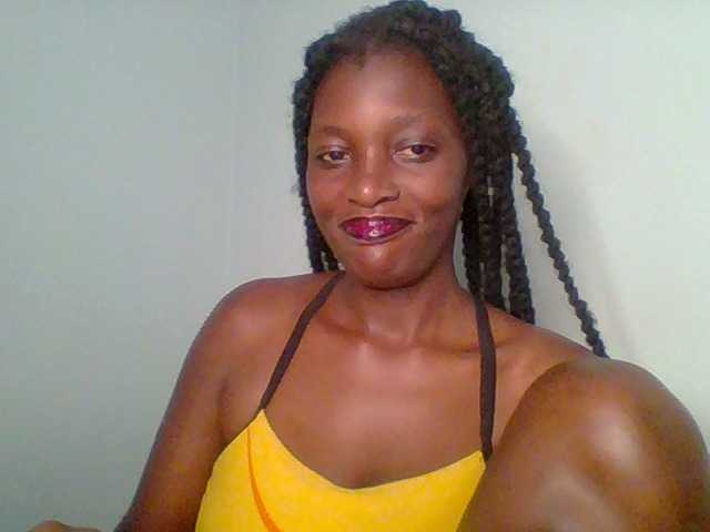 Chocolate-saucy webcam