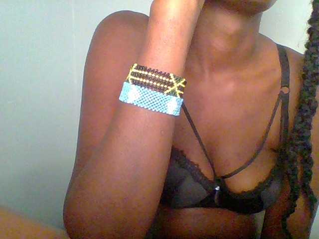 Chocolate-saucy webcam