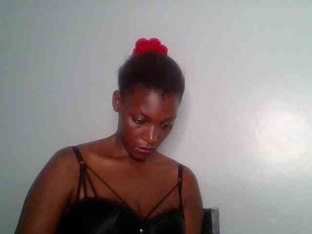 Chocolate-saucy webcam