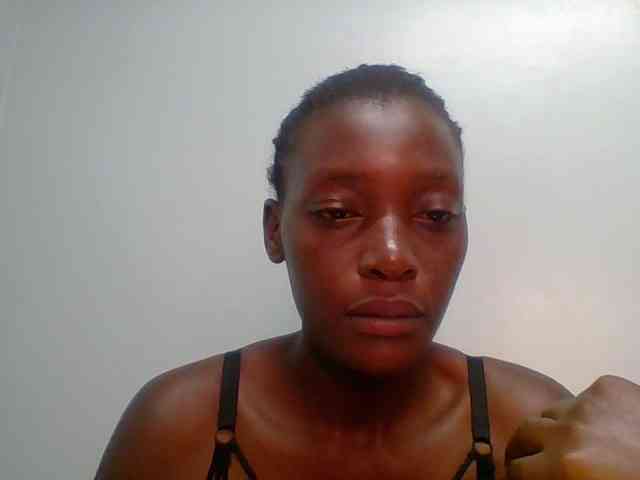 Chocolate-saucy webcam