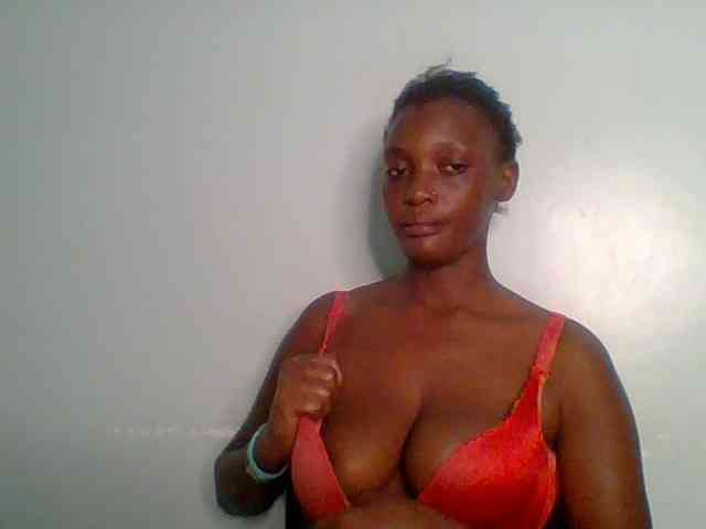 Chocolate-saucy webcam