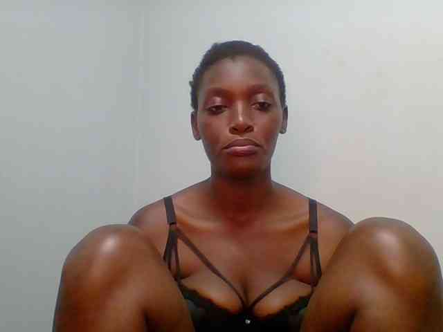 Chocolate-saucy Chocolate-saucy