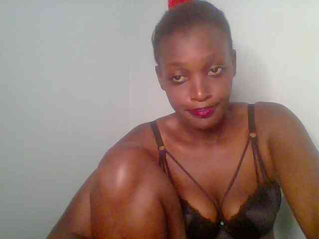 Chocolate-saucy webcam