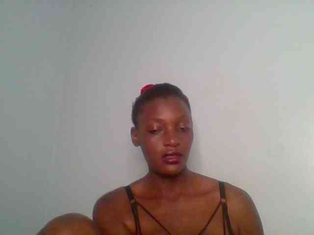 Chocolate-saucy webcam