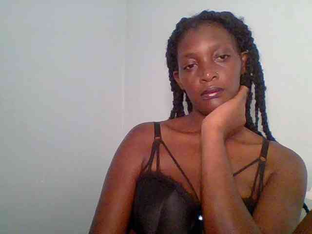 Chocolate-saucy webcam