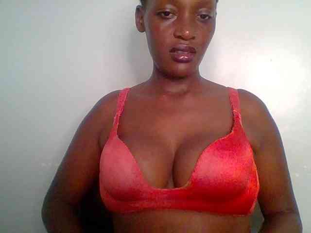 Chocolate-saucy webcam