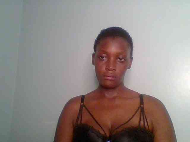 Chocolate-saucy webcam