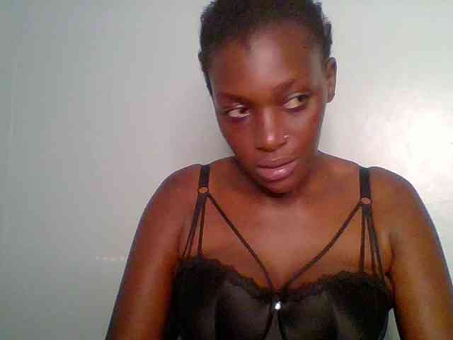 Chocolate-saucy webcam