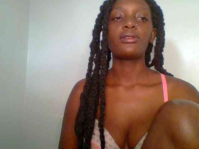 Chocolate-saucy webcam