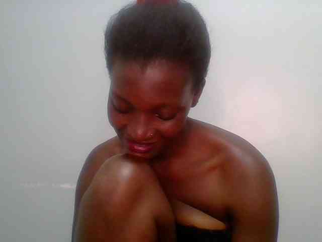 Chocolate-saucy webcam