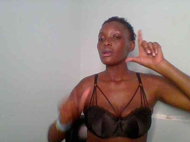 Chocolate-saucy webcam